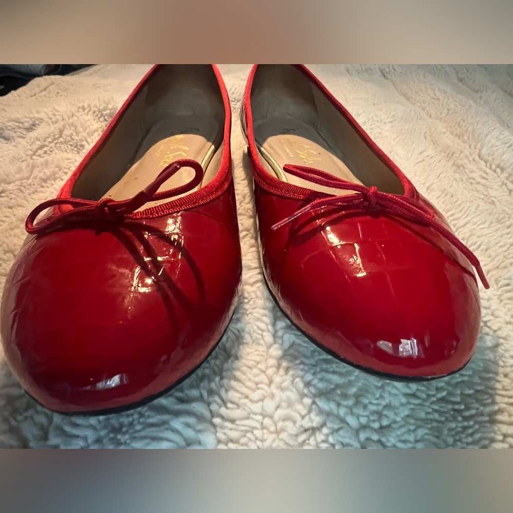 French Sole Red Patent Leather Ballet Flats - From London - Barely worn